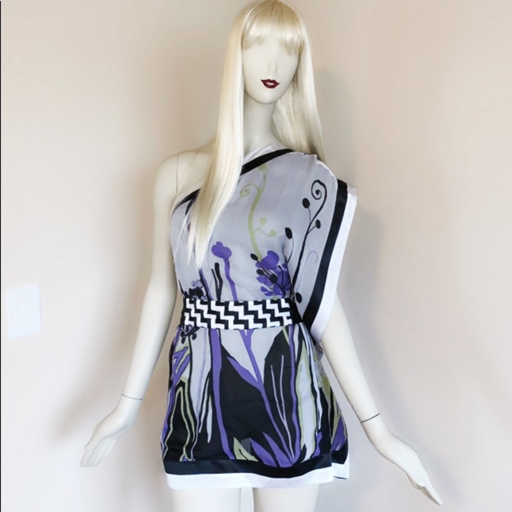 🚫🚫SOLD🚫🚫 Bebe One Shoulder Belted Kimono Top